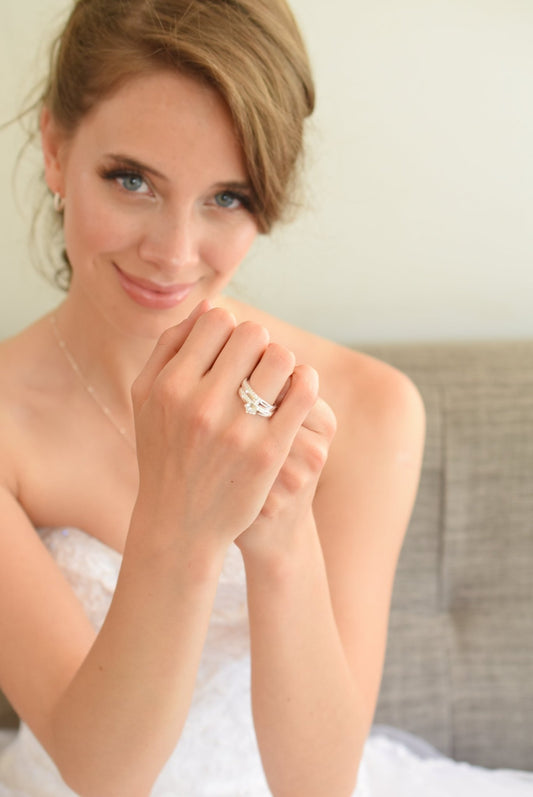 5 Formas Divertidas de Entregar un Anillo de Compromiso - Joyas Gloss Crystal