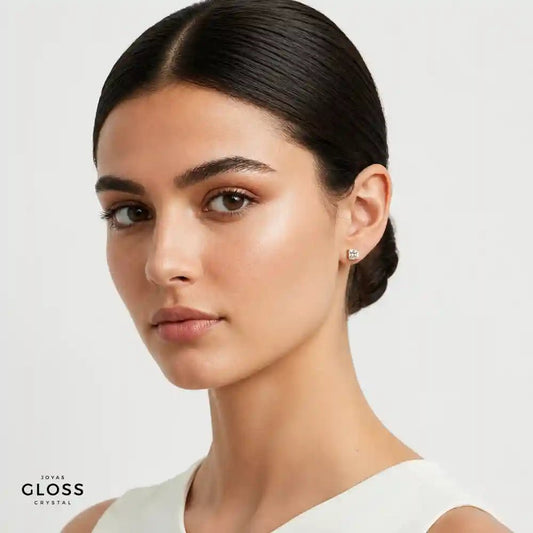 Aros Punto de Luz Cuadrado Baño de Oro 18k - Joyas Gloss Crystal