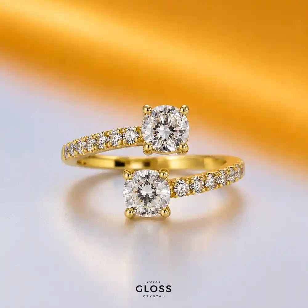 Anillo Compromiso Tu y Yo Amor Baño de Oro 18k - Joyas Gloss Crystal