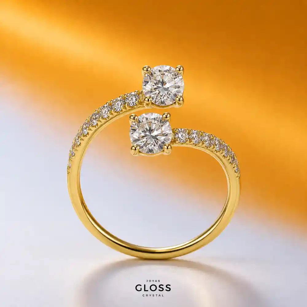Anillo Compromiso Tu y Yo Amor Baño de Oro 18k - Joyas Gloss Crystal