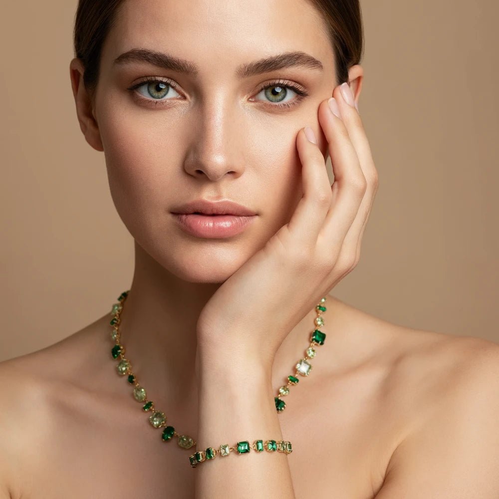 Collar Emperatriz Esmeralda Baño de Oro 18k - Joyas Gloss Crystal