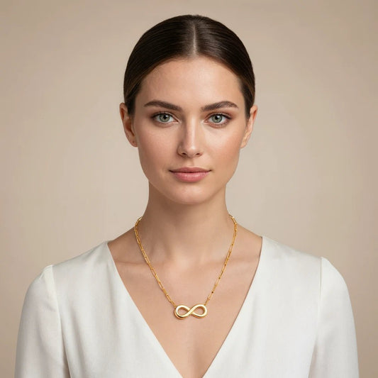 Collar Infinity enchape de Oro 18K - Joyas Gloss Crystal